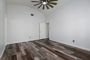 3106 Lee Cir Ct, Pearland, TX 77581 - Photo 9