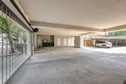 1602 Elgin Street #13, Houston, TX 77004 - Photo 17