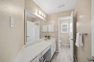 9611 Winter Run Dr, Houston, TX 77064 - Photo 25