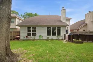 9611 Winter Run Dr, Houston, TX 77064 - Photo 29