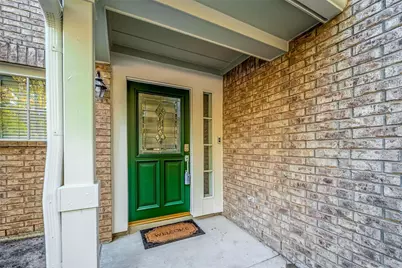34 S Willow Point Circle, The Woodlands, TX 77382 - Photo 3