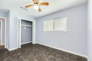 10209 Schaper Rd, Galveston, TX 77554 - Photo 27