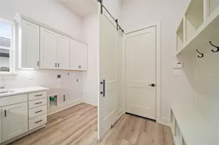 7407 Janak Dr, Houston, TX 77055 - Photo 25