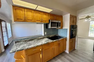 11402 Concho St, Houston, TX 77072 - Photo 7