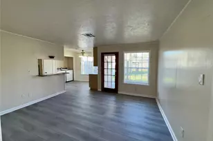 11402 Concho St, Houston, TX 77072 - Photo 11