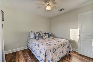 13414 Binnacle Way, Galveston, TX 77554 - Photo 37