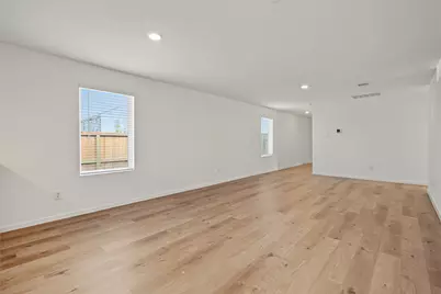 6231 Pelly Place, Baytown, TX 77521 - Photo 7