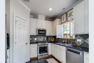 1159 Enclave Square E, Houston, TX 77077 - Photo 3