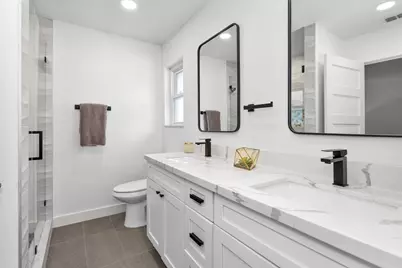 9730 Moorberry Lane, Houston, TX 77080 - Photo 25