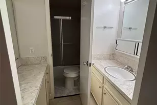 7520 Hornwood Dr, Houston, TX 77036 - Photo 19