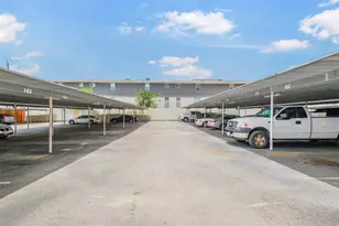 7520 Hornwood Dr, Houston, TX 77036 - Photo 21