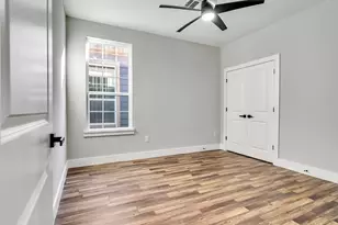 235 Hahlo St, Houston, TX 77020 - Photo 17