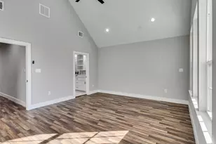 235 Hahlo St, Houston, TX 77020 - Photo 9