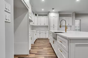 235 Hahlo St, Houston, TX 77020 - Photo 3