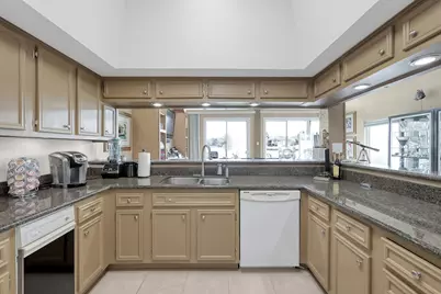 63 April Point Drive S, Montgomery, TX 77356 - Photo 7