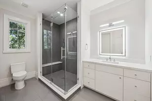 11607 Shady Grove Ln, Houston, TX 77024 - Photo 33