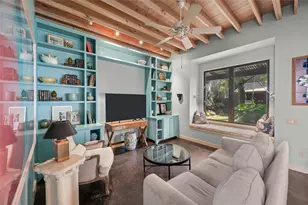 831 Cortlandt St, Houston, TX 77007 - Photo 17