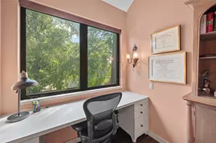 831 Cortlandt St, Houston, TX 77007 - Photo 37