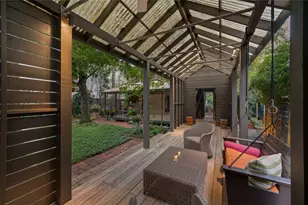 831 Cortlandt St, Houston, TX 77007 - Photo 5