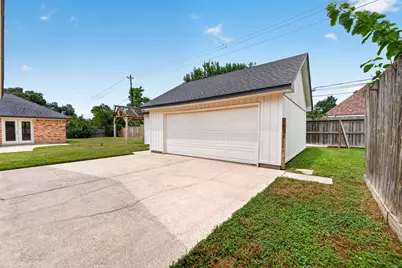 401 Shirleen Drive, Pasadena, TX 77586 - Photo 39