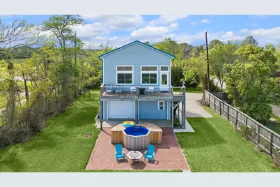 2015 Crescent Drive, La Porte, TX 77571 - Photo 1