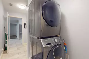 4607 Cetti St, Houston, TX 77009 - Photo 15