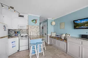 6102 Seawall Blvd, Galveston, TX 77551 - Photo 13