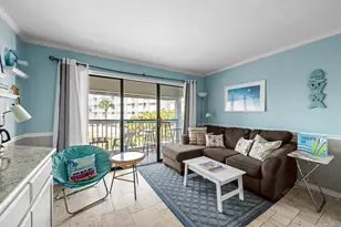 6102 Seawall Blvd, Galveston, TX 77551 - Photo 5