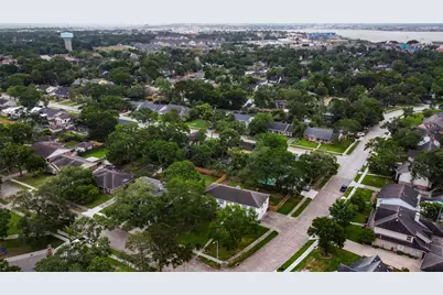 302 Hickory Ridge Drive, El Lago, TX 77586 - Photo 45