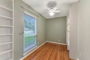 302 Hickory Ridge Dr, El Lago, TX 77586 - Photo 21