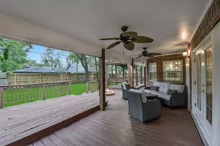 302 Hickory Ridge Dr, El Lago, TX 77586 - Photo 41