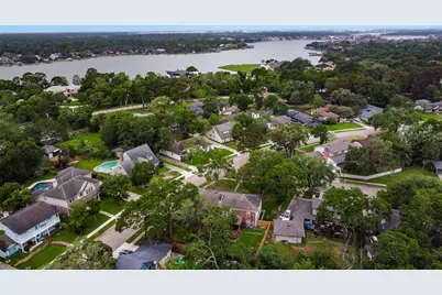 302 Hickory Ridge Drive, El Lago, TX 77586 - Photo 47