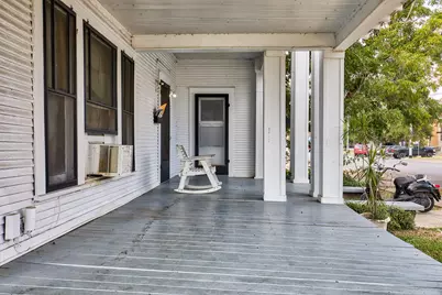 158 E Colorado, La Grange, TX 78945 - Photo 7