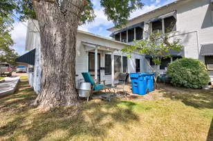 158 E Colorado, La Grange, TX 78945 - Photo 21