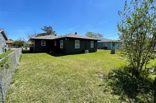221 Rochelle, Richmond, TX 77469 - Photo 15
