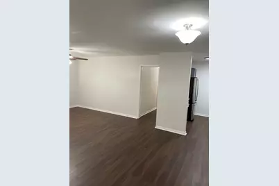 221 Rochelle, Richmond, TX 77469 - Photo 5