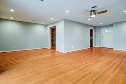 8610 Bevlyn Drive, Houston, TX 77025 - Photo 11
