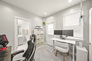 720 W Donovan St, Houston, TX 77091 - Photo 33