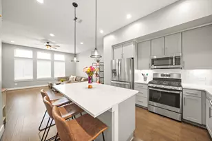 720 W Donovan St, Houston, TX 77091 - Photo 17