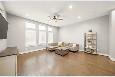 720 W Donovan Street, Houston, TX 77091 - Photo 5