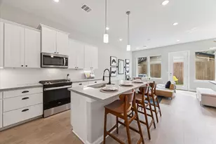 5205 Amber Sunrise Dr, Houston, TX 77018 - Photo 13