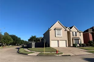 12203 Meadow Ln Ct, Meadows Place, TX 77477 - Photo 3