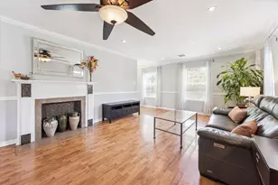 5211 Mulford St, Houston, TX 77023 - Photo 1