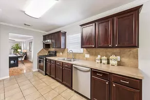 5211 Mulford St, Houston, TX 77023 - Photo 11