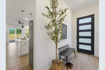 1911 Dewalt St, Houston, TX 77088 - Photo 3