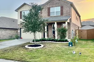 2307 Sweet Bay Dr, Texas City, TX 77539 - Photo 1
