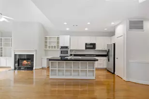 9805 Marlink Ln, Houston, TX 77025 - Photo 3
