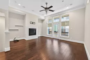 816 Yale St, Houston, TX 77007 - Photo 9