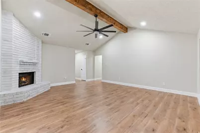 7414 Seminole Street, Baytown, TX 77521 - Photo 9