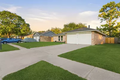 7414 Seminole Street, Baytown, TX 77521 - Photo 3